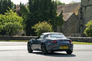 Mazda MX-5 R-Sport 2020 года  (UK)